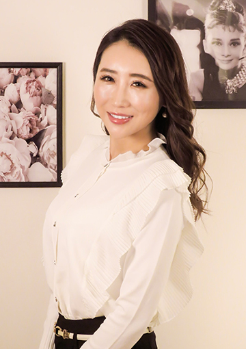 オーナーエステティシャン RINA